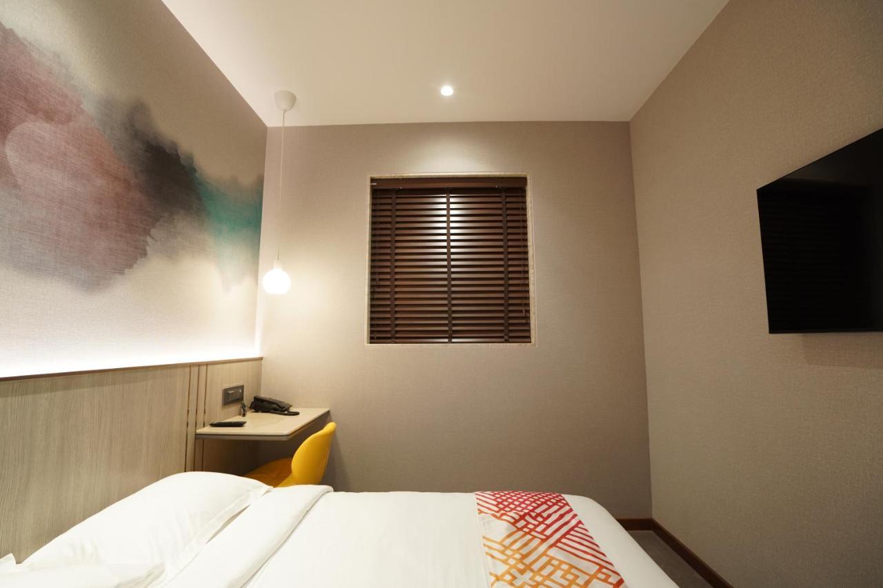 Ginger Mumbai, Goregaon ภายนอก รูปภาพ